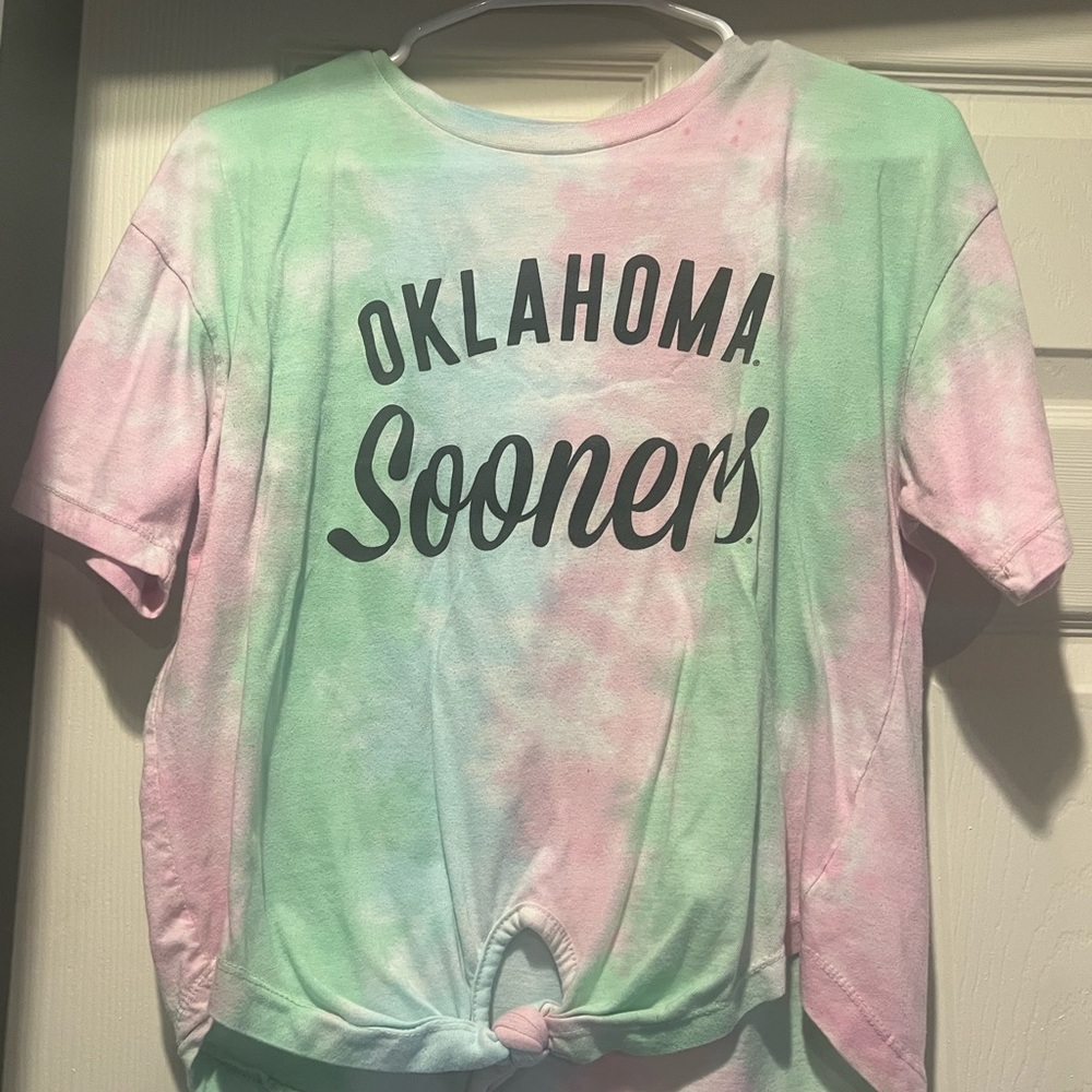 Tie-dye Oklahoma Sooners t-shirt